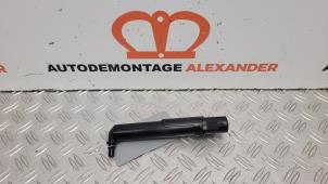 Gebruikte Koplamp Sproeier Volkswagen Polo V (6R) 1.2 TDI 12V BlueMotion Prijs € 40,00 Margeregeling aangeboden door Alexander Autodemontage