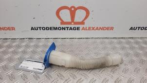 Begagnade Vattenrör Skoda Fabia II (5J) 1.2i 12V Pris på förfrågan erbjuds av Alexander Autodemontage