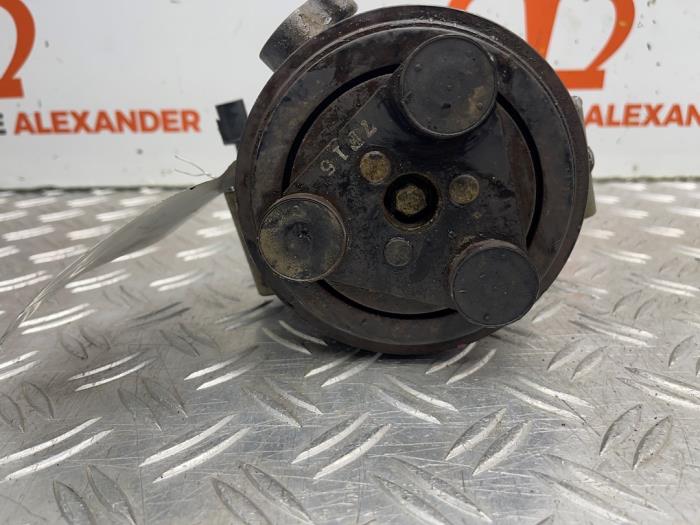 Luftkonditioneringspump från en Mitsubishi L-200 2.4 Clean Diesel 4WD 2017