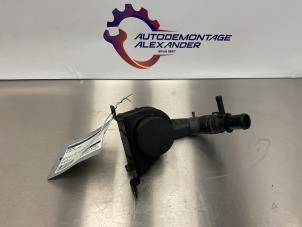 Begagnade Vattenpump Volkswagen Golf VI (5K1) 1.2 TSI BlueMotion Pris på förfrågan erbjuds av Alexander Autodemontage