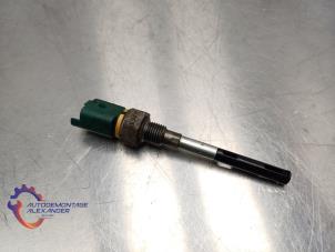 Gebruikte Oliepeil sensor Fiat Bravo (198A) 1.6 JTD Multijet 105 Prijs op aanvraag aangeboden door Alexander Autodemontage