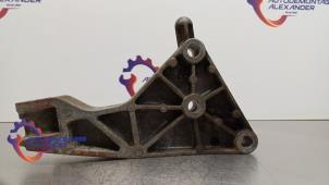 Gebruikte Motorsteun Opel Zafira (M75) 1.8 16V Ecotec Prijs op aanvraag aangeboden door Alexander Autodemontage
