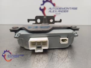 Używane Sterownik Body Control Nissan Qashqai (J11) 1.6 dCi Cena € 42,35 Z VAT oferowane przez Alexander Autodemontage