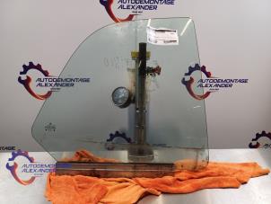 Begagnade Extra fönster, 2-dörrars, höger bak Volkswagen Golf I Cabrio (155) 1.5 Pris € 45,99 Inklusive moms erbjuds av Alexander Autodemontage