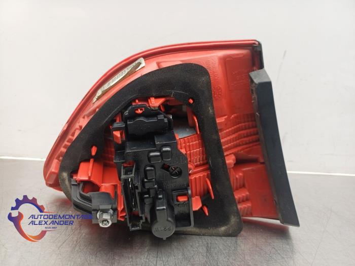 Baklykta, höger från en Seat Exeo ST (3R5) 1.8 TSI 16V 2012