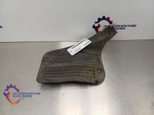 Gebruikte Slijkweerder Kia Picanto (TA) 1.0 12V Prijs € 20,00 Margeregeling aangeboden door Alexander Autodemontage