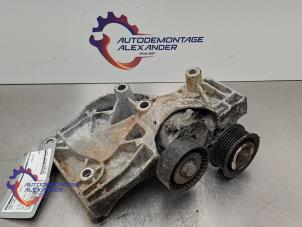 Begagnade Fäste, luftkonditionering Opel Insignia 2.0 CDTI 16V 163 Ecotec Pris på förfrågan erbjuds av Alexander Autodemontage