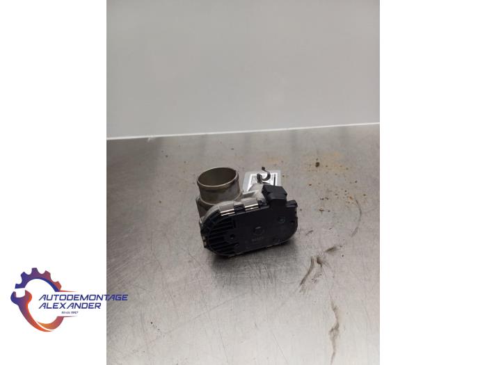 Spjällhus från en Abarth 500/595/695 1.4 T-Jet 16V 695 2016