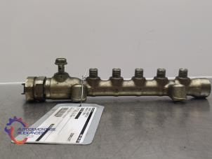 Begagnade Bränsleinsprutningsmunstycke Mazda 6 SportBreak (GJ/GH/GL) 2.2 SkyActiv-D 150 16V Pris på förfrågan erbjuds av Alexander Autodemontage