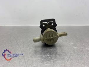 Gebruikte Brandstof Drukregelaar Mercedes SLK (R170) 2.0 200 16V Prijs op aanvraag aangeboden door Alexander Autodemontage