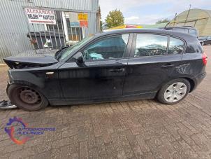 Begagnade Dörrfönster, 4-dörrars, vänster fram BMW 1 serie (E87/87N) 116i 2.0 16V Pris € 45,99 Marginaltabell erbjuds av Alexander Autodemontage