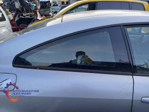 Gebruikte Ruit 2Deurs rechts-achter Peugeot 407 (6C/J) 2.7 HDi V6 24V Prijs € 200,00 Margeregeling aangeboden door Alexander Autodemontage