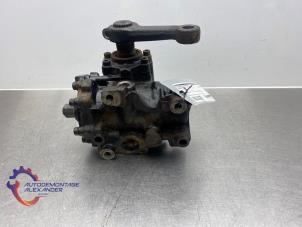 Gebruikte Stuurbekrachtiging Pomp Mercedes SLK (R170) 2.0 200 16V Prijs op aanvraag aangeboden door Alexander Autodemontage