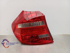 Gebruikte Achterlicht links BMW 1 serie (E87/87N) 116i 1.6 16V Prijs € 39,99 Margeregeling aangeboden door Alexander Autodemontage