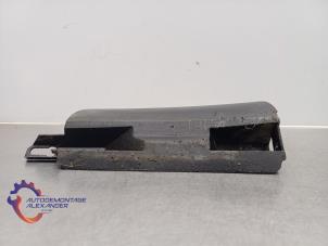 Używane Belka boczna lewa Volkswagen Passat Variant (3C5) 1.8 TSI 16V Cena na żądanie oferowane przez Alexander Autodemontage