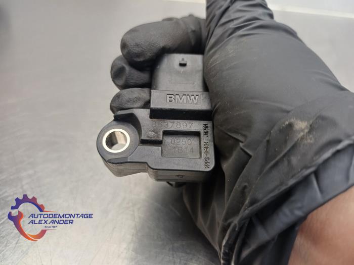 MAP-sensor (insugsrör) från en BMW 3 serie Touring (F31) 318i 1.5 TwinPower Turbo 12V 2019