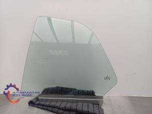 Begagnade Extra fönster, 2-dörrars, vänster bak Volkswagen Golf III Cabrio (1E) 1.8 Pris € 59,99 Inklusive moms erbjuds av Alexander Autodemontage