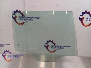 Begagnade Dörrfönster, 4-dörrars, höger bak Volkswagen Golf VII Variant (AUVV) 2.0 TDI 16V Pris € 38,99 Marginaltabell erbjuds av Alexander Autodemontage