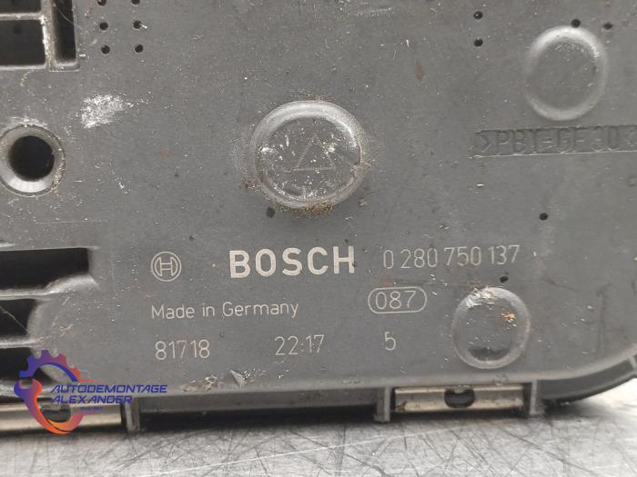 Spjällhus från en Abarth 500/595/695 1.4 T-Jet 16V 695 2017