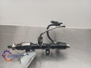 Begagnade Bränsleinsprutningsmunstycke Ford Transit Connect (PJ2) 1.5 TDCi Pris på förfrågan erbjuds av Alexander Autodemontage