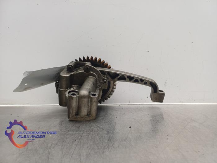 Oliepomp van een Volkswagen Transporter/Caravelle T5 2.5 TDi 4Motion 2008