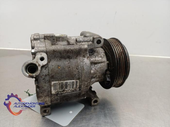 Luftkonditioneringspump från en Abarth 500/595/695 1.4 T-Jet 16V 695 2016