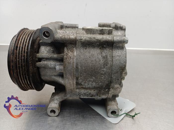 Luftkonditioneringspump från en Abarth 500/595/695 1.4 T-Jet 16V 695 2016
