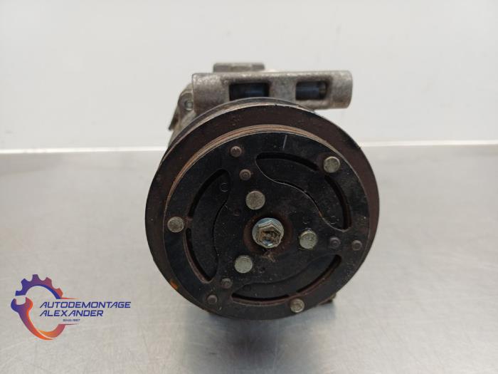 Luftkonditioneringspump från en Abarth 500/595/695 1.4 T-Jet 16V 695 2016