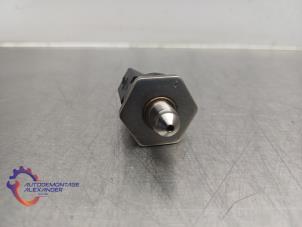 Begagnade Bränsletryckssensor BMW X3 (F25) xDrive35i 3.0 24V Pris på förfrågan erbjuds av Alexander Autodemontage