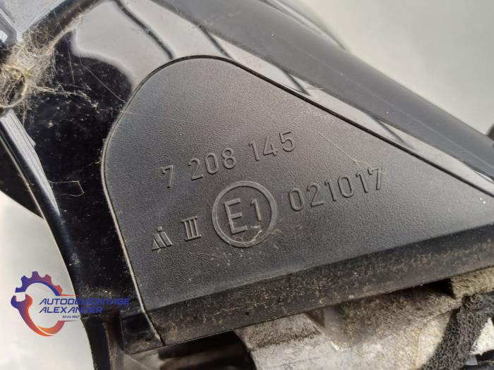 Lusterko zewnetrzne prawe z BMW 1 serie (E88) 118d 16V 2011