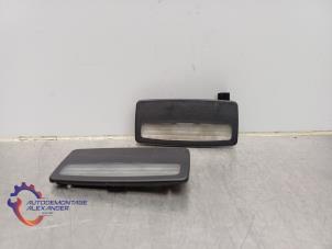 Gebruikte Binnenverlichting voor BMW 1 serie (E88) 118d 16V Prijs op aanvraag aangeboden door Alexander Autodemontage