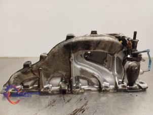 Używane Kolektor dolotowy Mercedes C Estate (S205) C-200 BlueTEC, C-200 d 1.6 16V Cena € 99,99 Z VAT oferowane przez Alexander Autodemontage