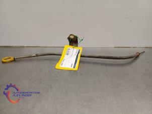 Begagnade Oljemätsticka Toyota Yaris III (P13) 1.5 16V Dual VVT-iE Pris på förfrågan erbjuds av Alexander Autodemontage