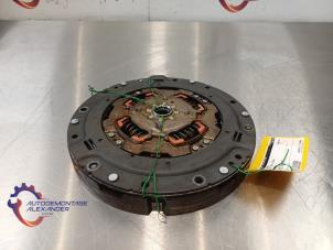 Begagnade Svänghjul Toyota Yaris III (P13) 1.5 16V Dual VVT-iE Pris på förfrågan erbjuds av Alexander Autodemontage