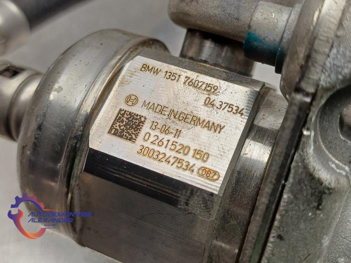 Högtryckspump från en BMW 1 serie (F20) 114i 1.6 16V