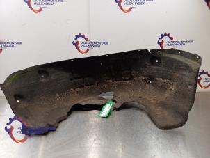 Begagnade Isolering, hjulhus Audi A6 Avant (C7) 3.0 TDI V6 24V Quattro Pris € 30,00 Inklusive moms erbjuds av Alexander Autodemontage