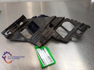 Begagnade Strålkastarram, vänster Volkswagen Golf VI (5K1) 1.6 TDI 16V Pris € 20,00 Inklusive moms erbjuds av Alexander Autodemontage