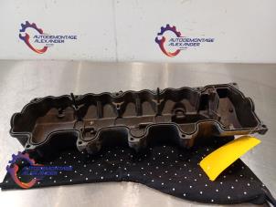 Gebruikte Kleppendeksel Mercedes E-Klasse AMG (W211) 5.4 E-55 AMG V8 24V Prijs op aanvraag aangeboden door Alexander Autodemontage