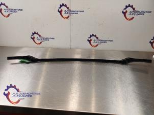 Begagnade Främre stötfångarram BMW 1 serie (F21) 116d 2.0 16V Pris på förfrågan erbjuds av Alexander Autodemontage