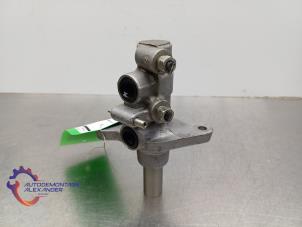 Begagnade Huvudcylinder Toyota Yaris III (P13) 1.5 16V Dual VVT-iE Pris € 50,00 Inklusive moms erbjuds av Alexander Autodemontage