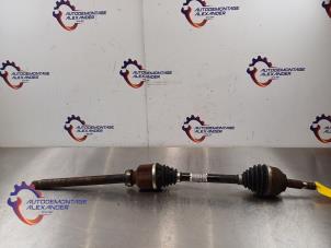 Gebruikte Aandrijfas rechts-voor Citroen DS 5 2.0 BlueHDi 180 16V Prijs op aanvraag aangeboden door Alexander Autodemontage