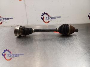 Gebruikte Aandrijfas links-voor Volkswagen Touran (5T1) 1.6 TDI SCR BlueMotion Technology Prijs € 120,00 Inclusief btw aangeboden door Alexander Autodemontage