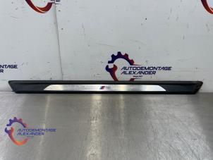 Używane Listwa ozdobna BMW 1 serie (F21) 116i 1.6 16V Cena € 72,00 Z VAT oferowane przez Alexander Autodemontage