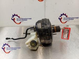 Begagnade Bromsservo Mercedes C (W204) 3.0 C-320 CDI V6 24V Pris € 59,70 Inklusive moms erbjuds av Alexander Autodemontage