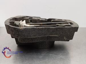 Gebruikte Krikset Volkswagen Up! (121) 1.0 12V 60 Prijs € 50,00 Inclusief btw aangeboden door Alexander Autodemontage