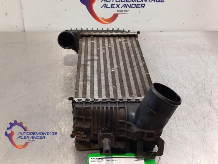 Laddluftkylare från en Ford Transit Connect (PJ2) 1.5 TDCi 2020