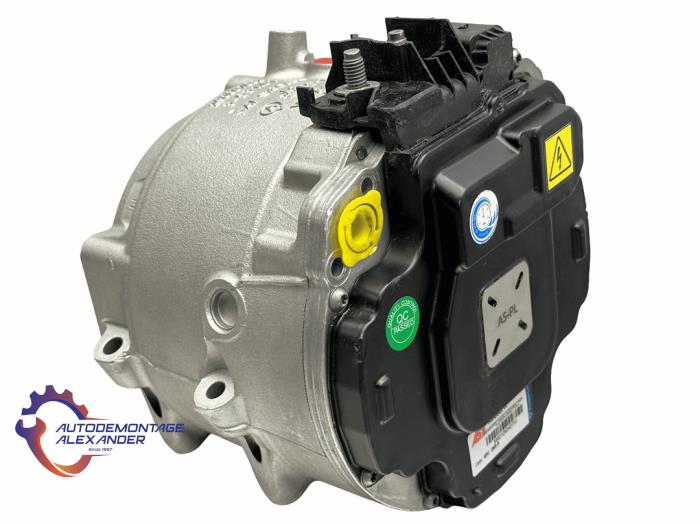 Dynamo från en Audi Q8 2018