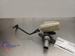 Begagnade Huvudcylinder Ford Transit Connect (PJ2) 1.5 EcoBlue Pris € 65,00 Inklusive moms erbjuds av Alexander Autodemontage