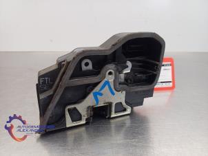 Begagnade Dörrlåsmekanism, 4-dörrars, vänster fram BMW 1 serie (E87/87N) 118i 16V Pris € 45,00 Inklusive moms erbjuds av Alexander Autodemontage