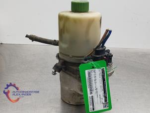 Begagnade Servostyrningspump Volkswagen Polo V (6R) 1.6 TDI 16V 90 Pris € 75,00 Inklusive moms erbjuds av Alexander Autodemontage